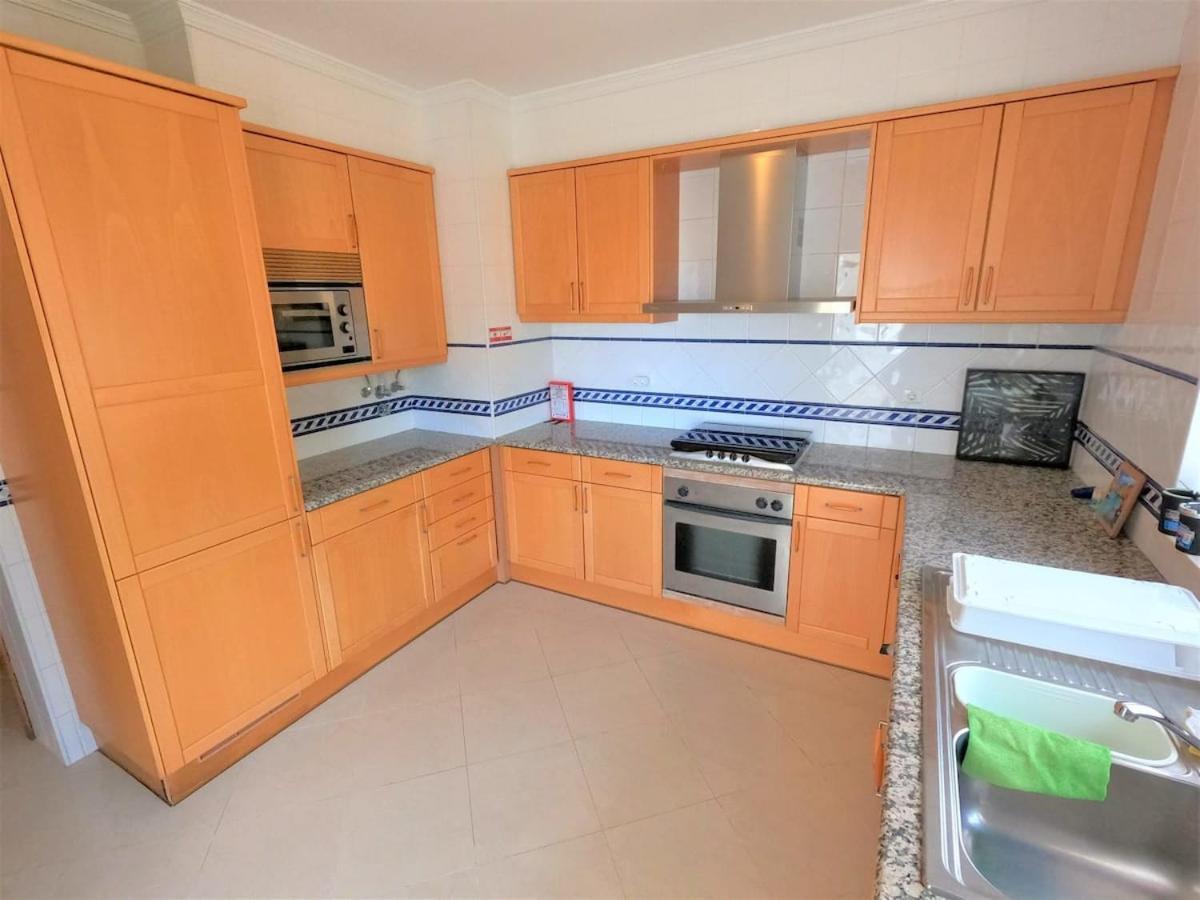 Algarve Modern T1 Apartment With Balcony In Albufeira Bagian luar foto
